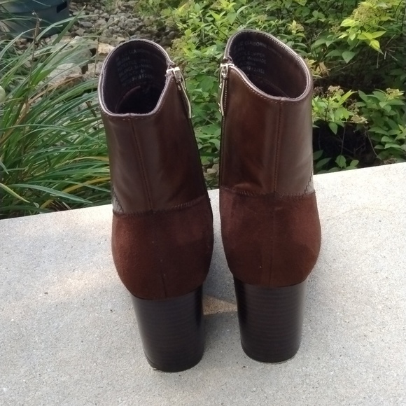 Liz Claiborne Cambridge  Block Heel Boots Sz 8, Cognac/Brown - Picture 3 of 12